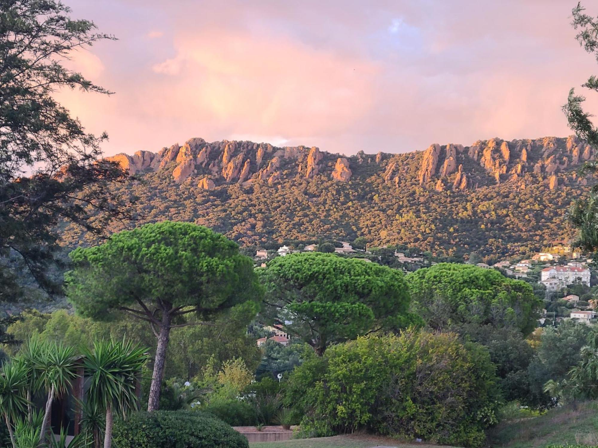 Evasion Nature A Cap Esterel Jardin, Mer & Golf Tout Confort Saint-Raphaël Exterior foto